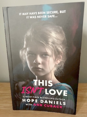 Book cover of This Isn't Love
