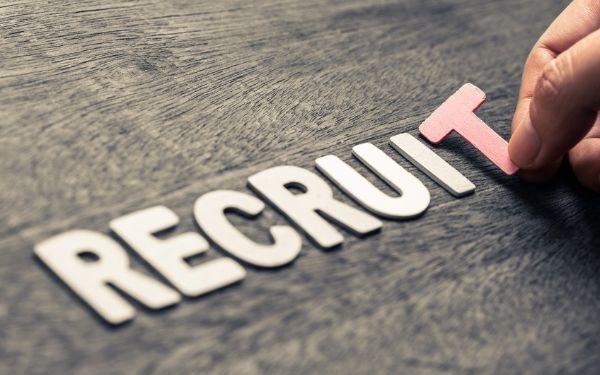The word 'recruit' spelt out